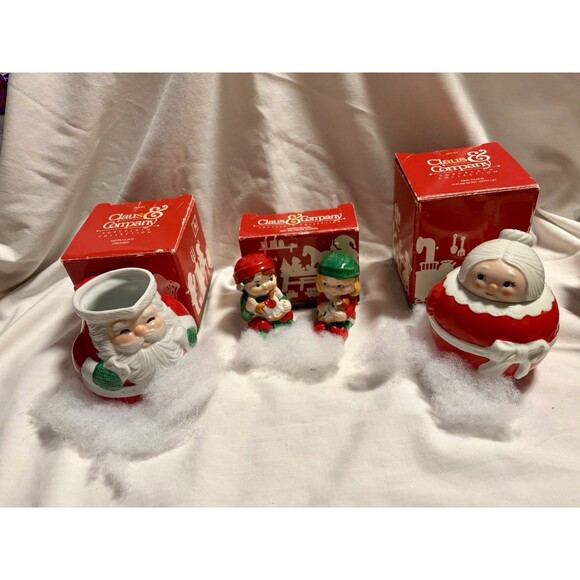 Avon Claus & Company SANTA Creamer MRS CLAUS Sugar Bowl ELVES Salt & Pepper Set - Picture 2 of 8
